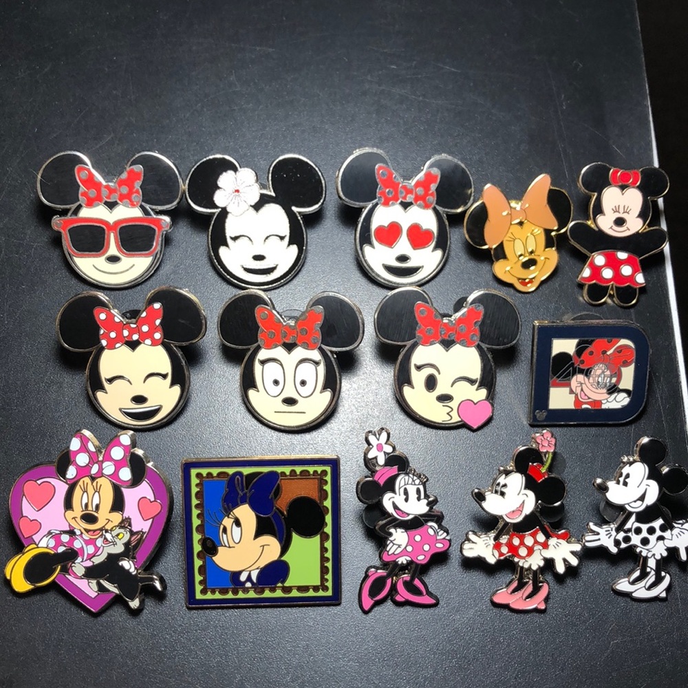 Disney Pins $5 Each❤️ Create a custom bundle